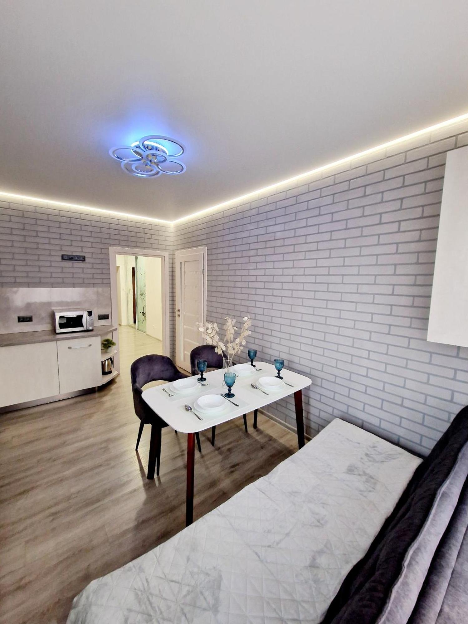 Apartament On Chornovola, 40 Жк "Варварівка" Łuck Zewnętrze zdjęcie