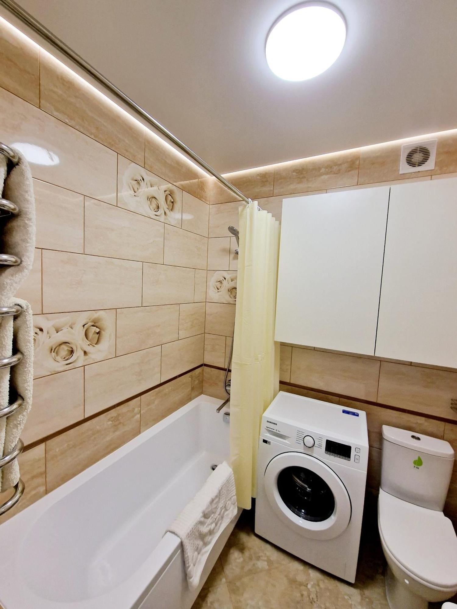Apartament On Chornovola, 40 Жк "Варварівка" Łuck Zewnętrze zdjęcie